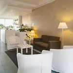 Hotel Sanremo 3*
