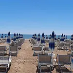 Hotel Sanremo 3*